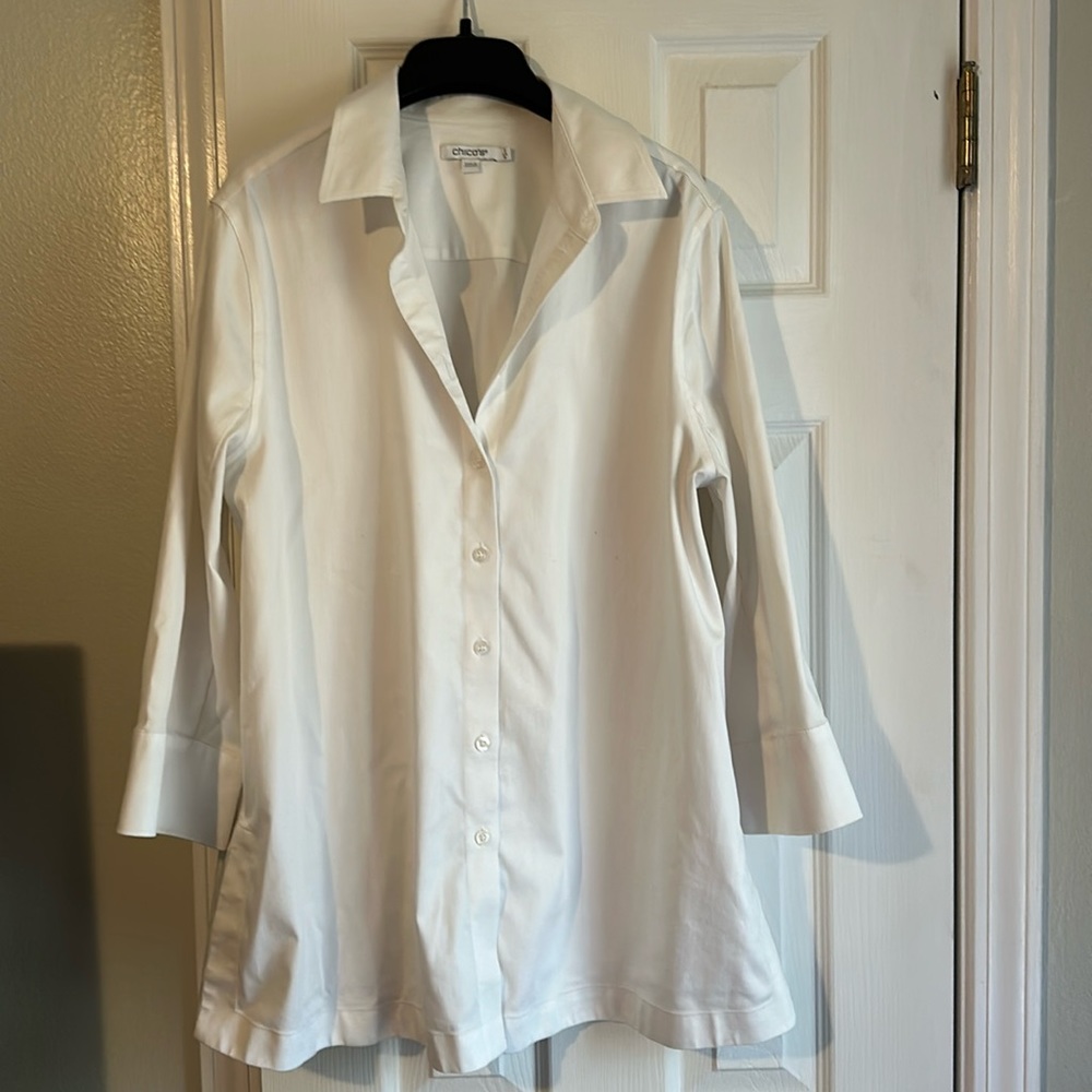 White Chico’s blouse